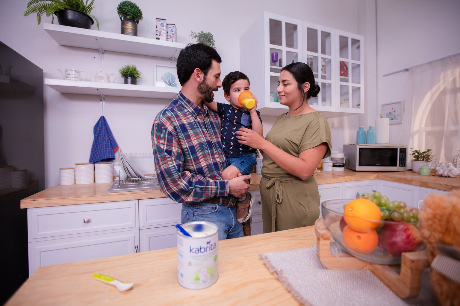 Papá a la mesa: cómo el papá lidera la alimentación del niño de 1 a 3 años