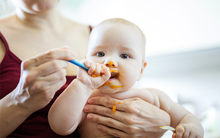 Hablando el lenguaje de la lactancia materna: ¿cómo saber si mi bebé tiene hambre?