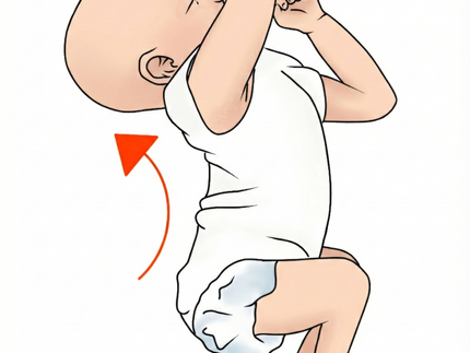 ¿Por qué tu bebé arquea la espalda al comer? Causas comunes y cuándo preocuparse